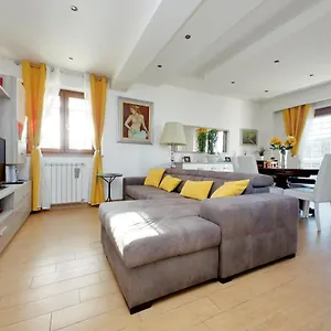 Chic Penthouse On Two Floors Appartamento Roma